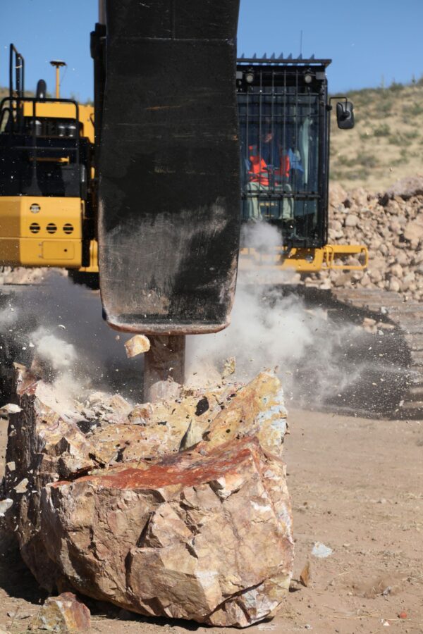 H215 S - Image 3