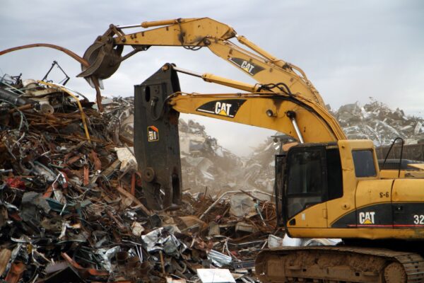 S2070 Straight Scrap & Demolition Shear - Image 2