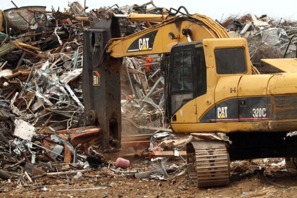 S2070 Straight Scrap & Demolition Shear - Image 4