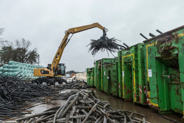 GSH520 5-Tine, 500-Liter Orange Peel Grapple - Image 3