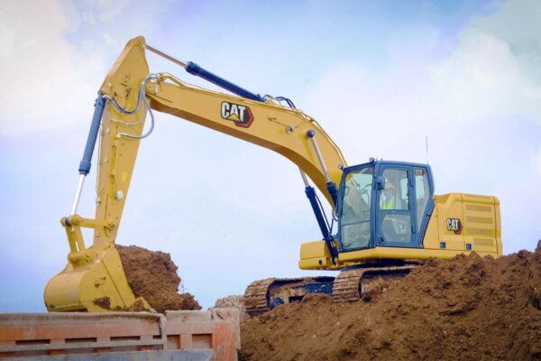 General Duty - Leveling Edge Bucket 1400 mm (55 in): 471-0120 - Image 5
